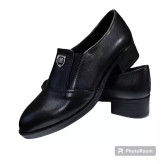 کفش زنانه پاشنه 4سانتی مدل ساعتی رویه چرم بیاله