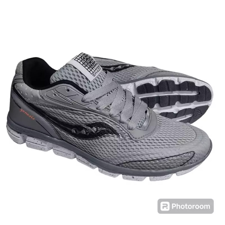 کتونی ورزشی ساکونی