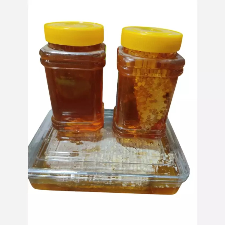 عسل طبیعی نمای کناری