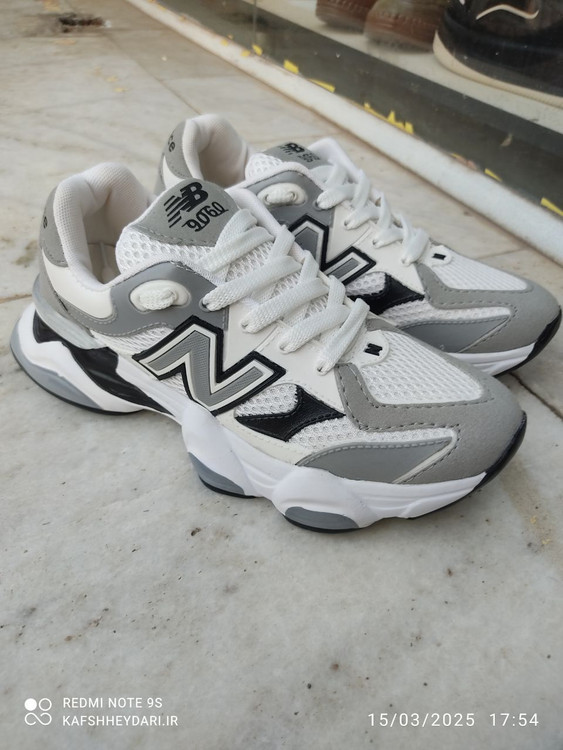 نیوبلانس طوسی سفید