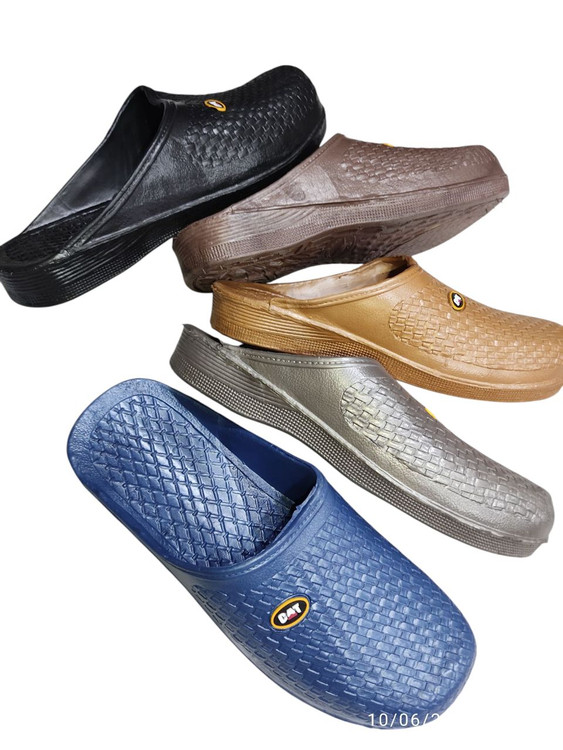 دمپایی سرویس