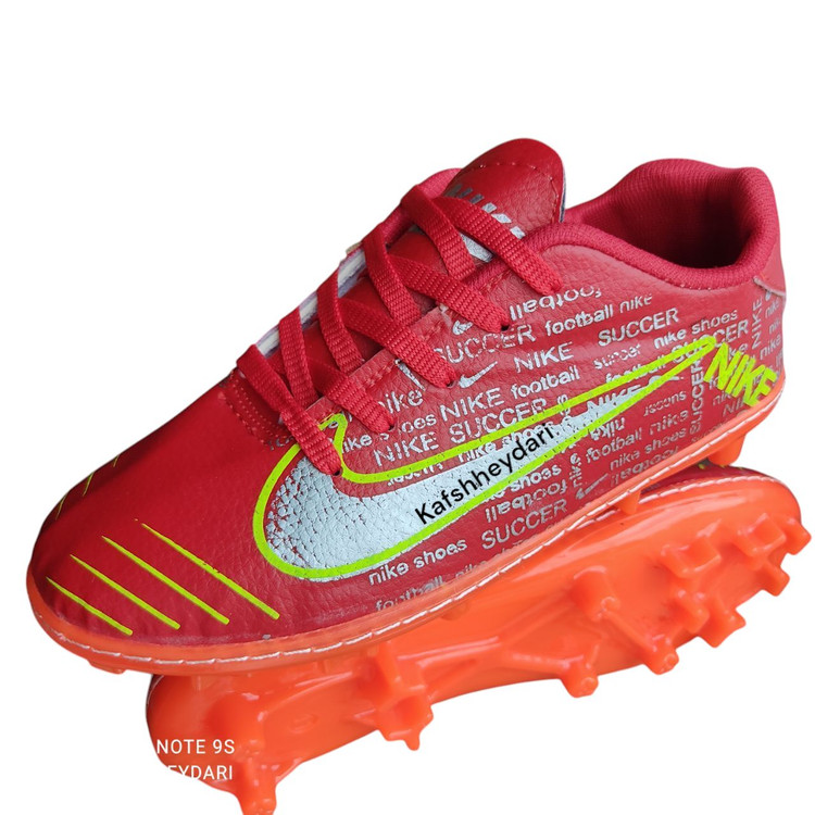 کفش ورزشی فوتبال نایک