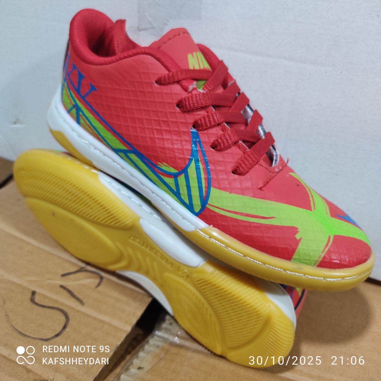 کفش ورزشی فوتبال سالنی نایک ایکس x