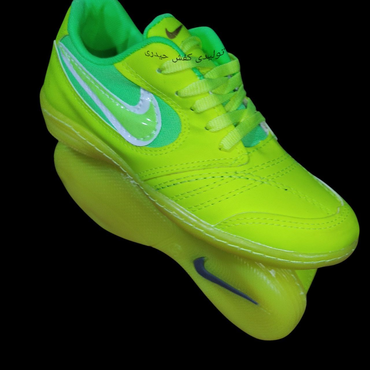کفش ورزشی فوتبال سالنی نایک سوپر فلای لونارلُن
