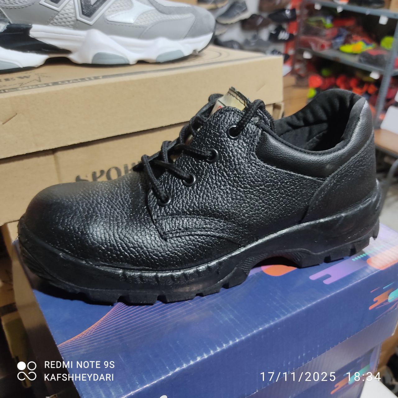 کفش ایمنی نگهبان مدل ماموت پنچه فولادی