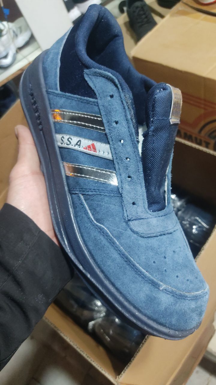 کفش بزرگ پا مردانه سایز ۴۶و۴۷ آدیداس چرم SSA