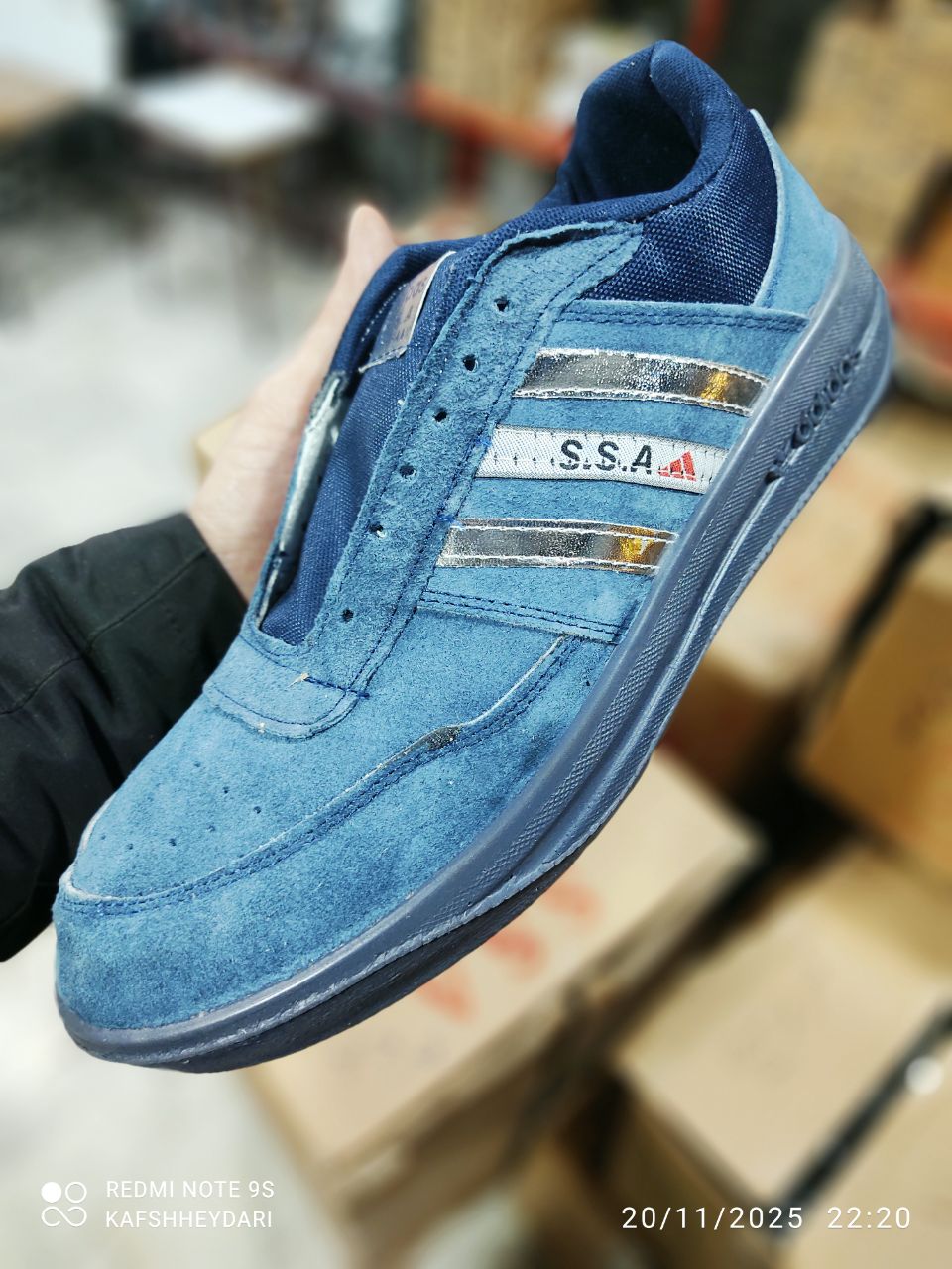 کفش بزرگ پا مردانه سایز ۴۶و۴۷ آدیداس چرم SSA