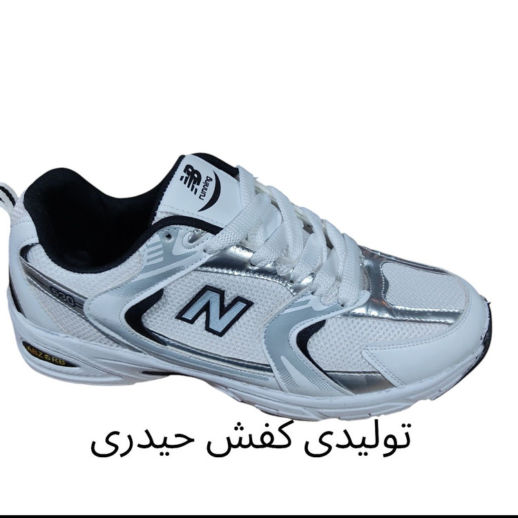 کتانی نیوبالانس 530NB نمای پشت