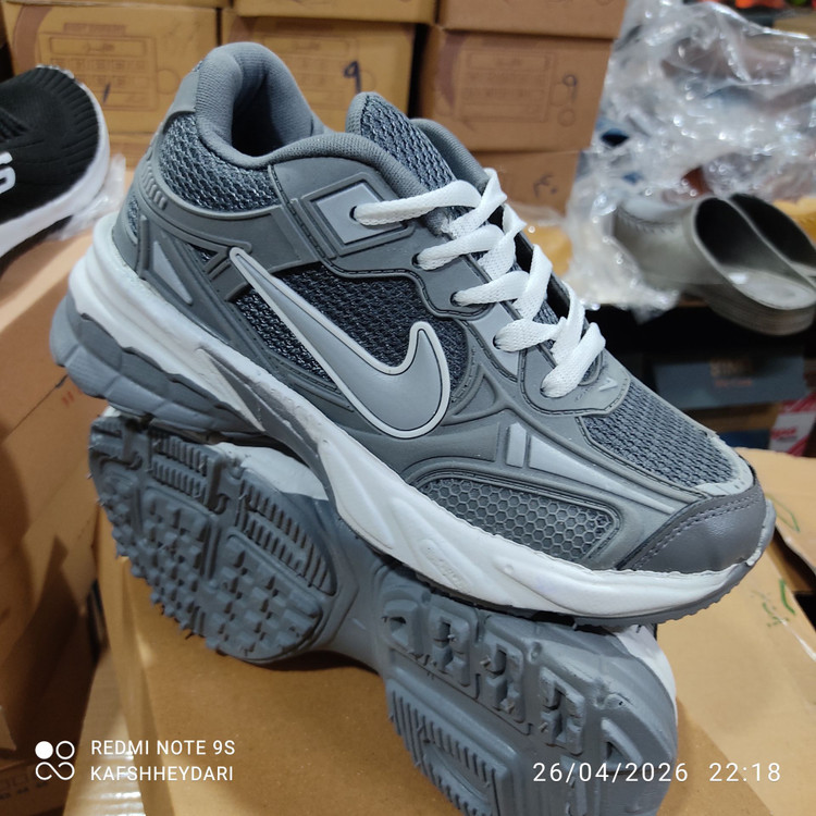 NIKE V2 کتونی نایک V2